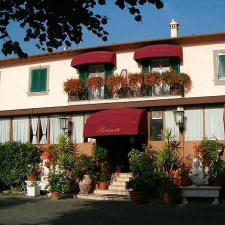 Hotel Squarciarelli Grottaferrata Exterior photo